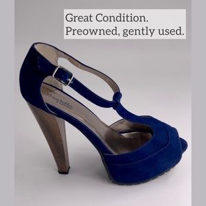 Charlotte Russe Cobalt Blue Velvet High Heel
T-strap Strappy Sandals Size 8